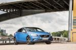 Volvo V40 D4 R-Design 2016 года